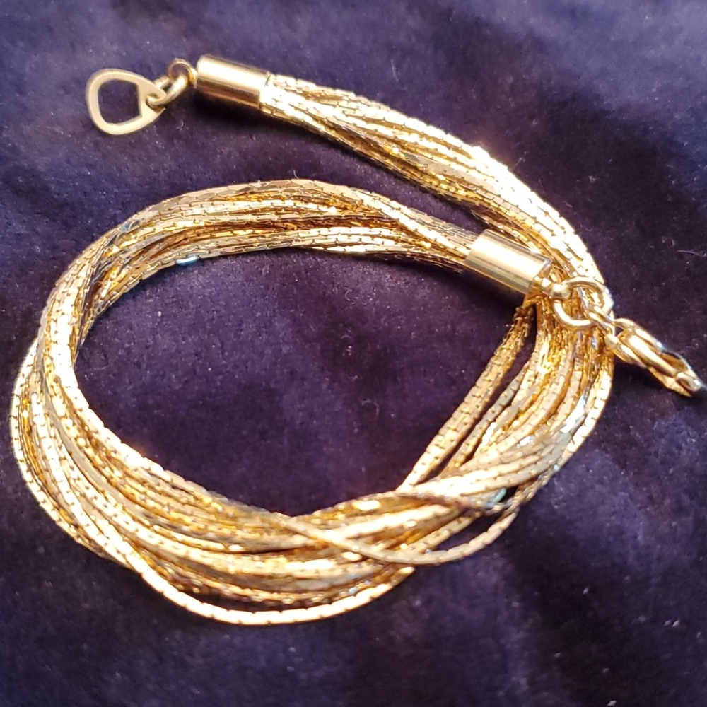 Gold tone bracelet